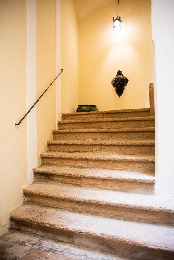 Dimora De Matera Luxury Suites Cosenza Esterno foto