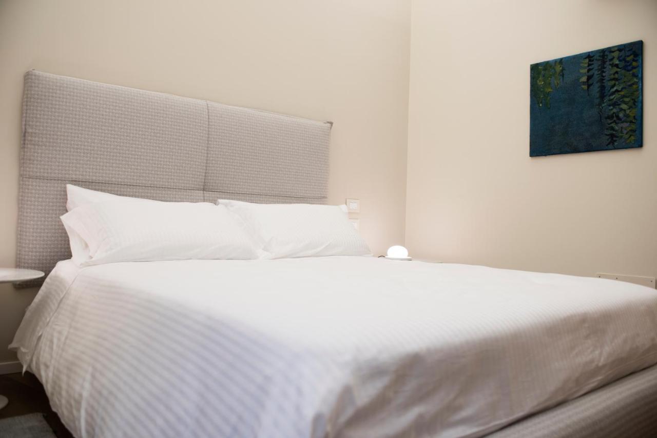 Dimora De Matera Luxury Suites Cosenza Esterno foto