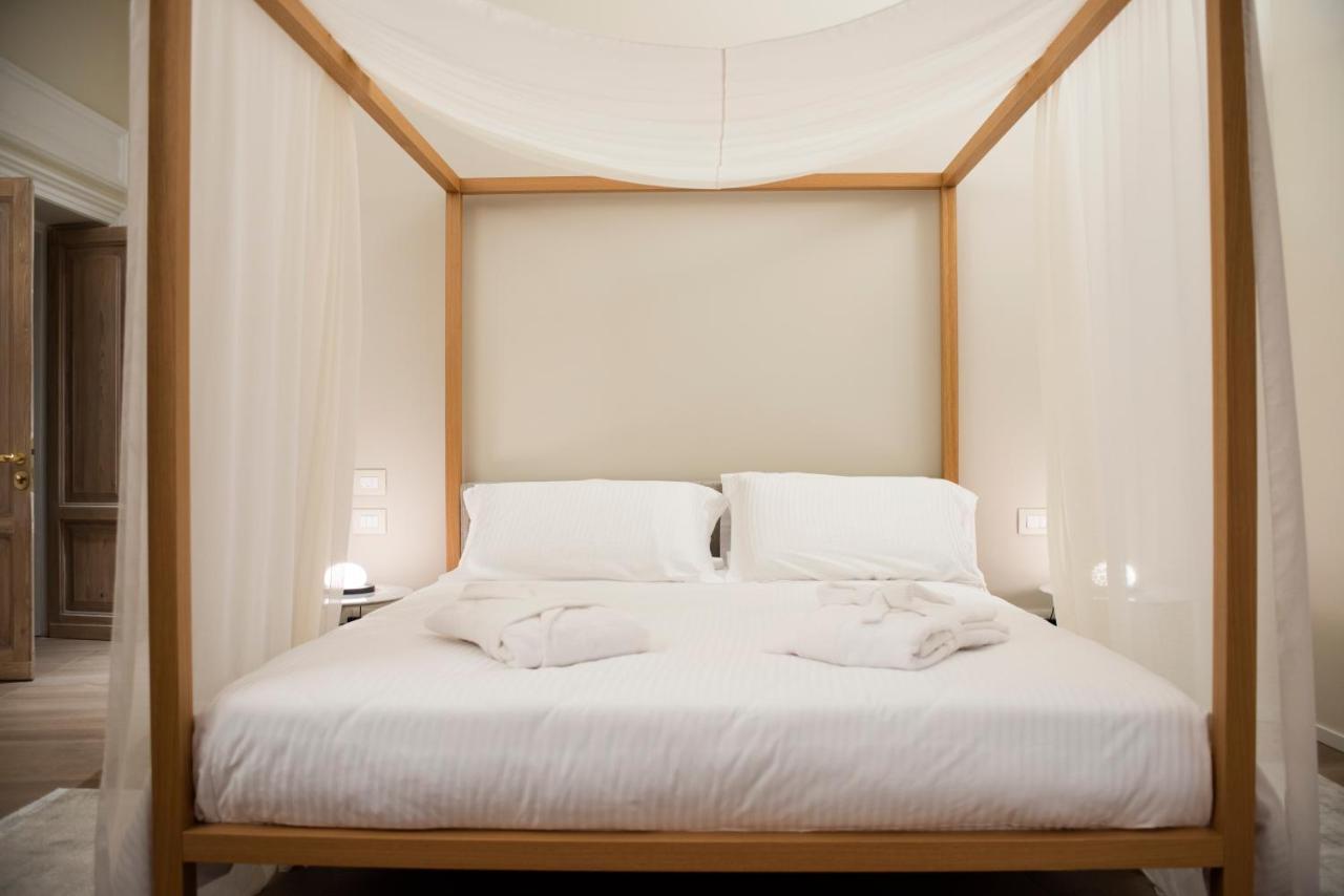 Dimora De Matera Luxury Suites Cosenza Esterno foto