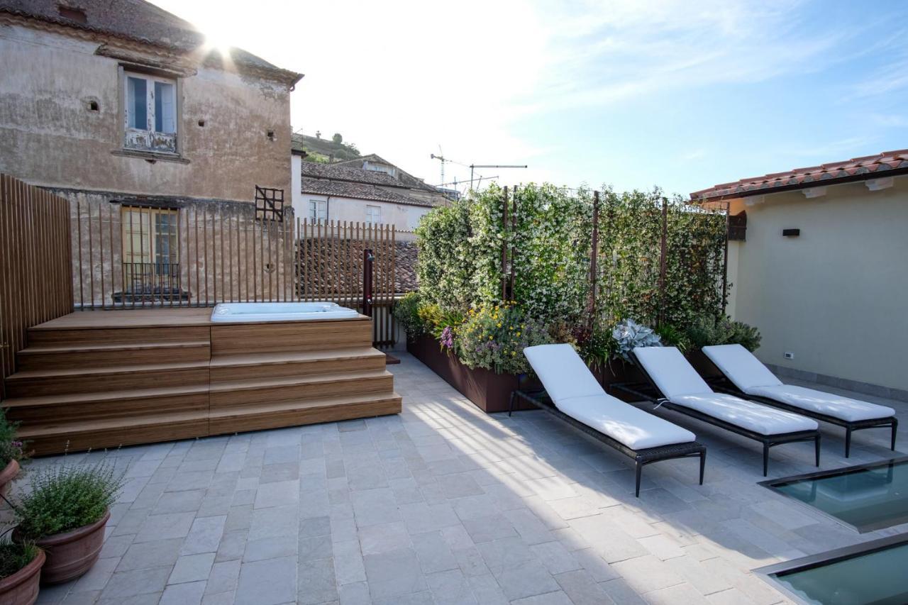 Dimora De Matera Luxury Suites Cosenza Esterno foto